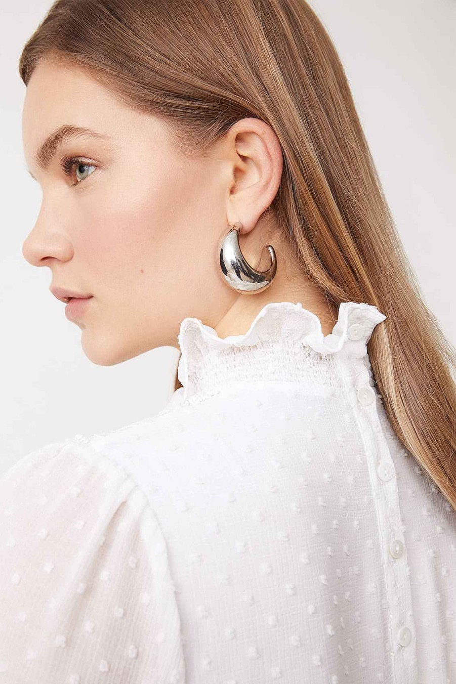 Vetements SUNCOO | Blouse En Dentelle Fluide Suisse A Pois Et Boutons Loana Blanc Casse